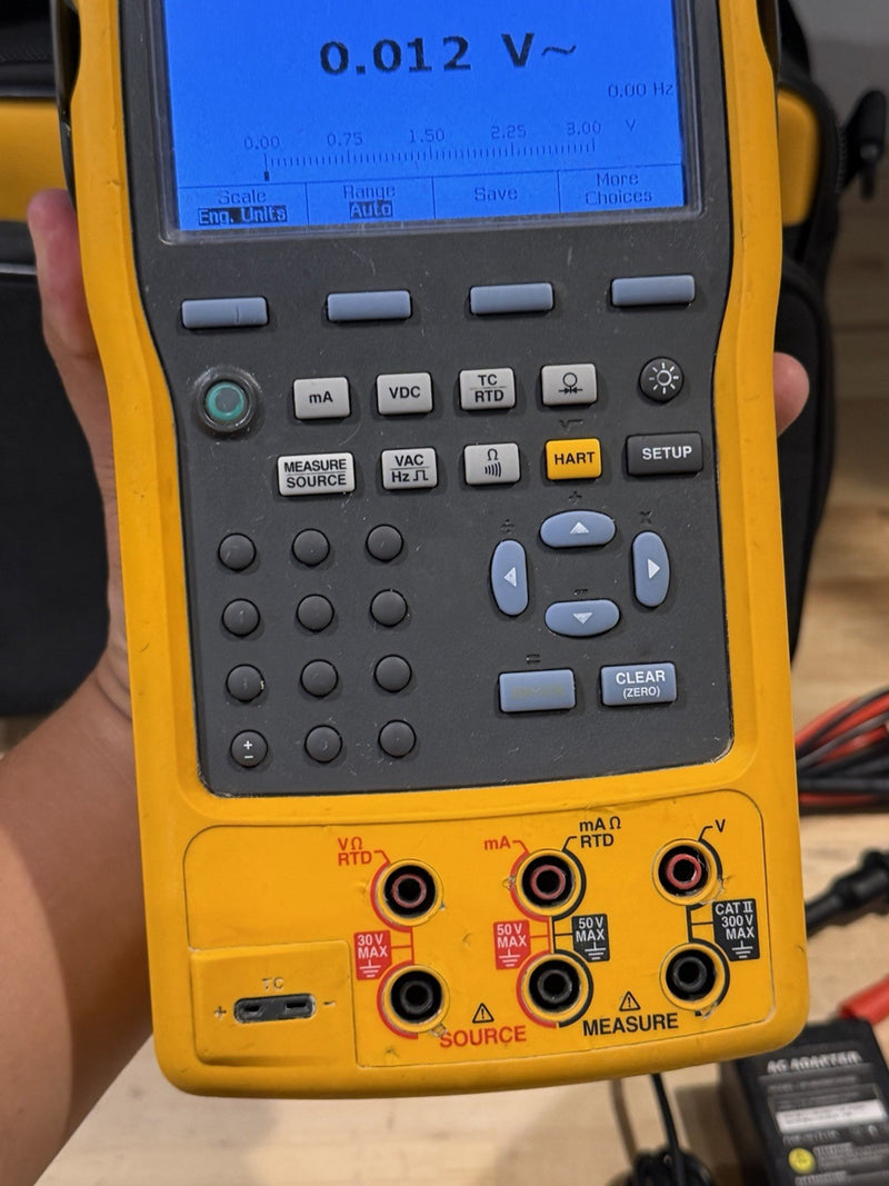 FLUKE 754 DOCUMENTING PROCESS CALIBRATOR WITH ACCESSORIES TESTED