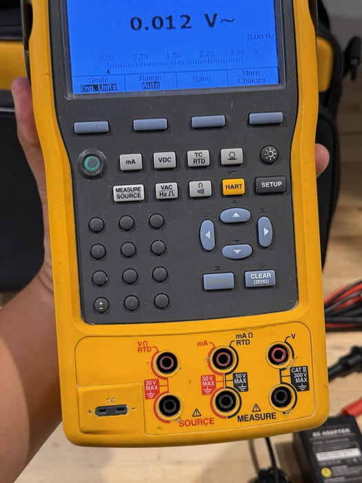 FLUKE 754 DOCUMENTING PROCESS CALIBRATOR WITH ACCESSORIES TESTED