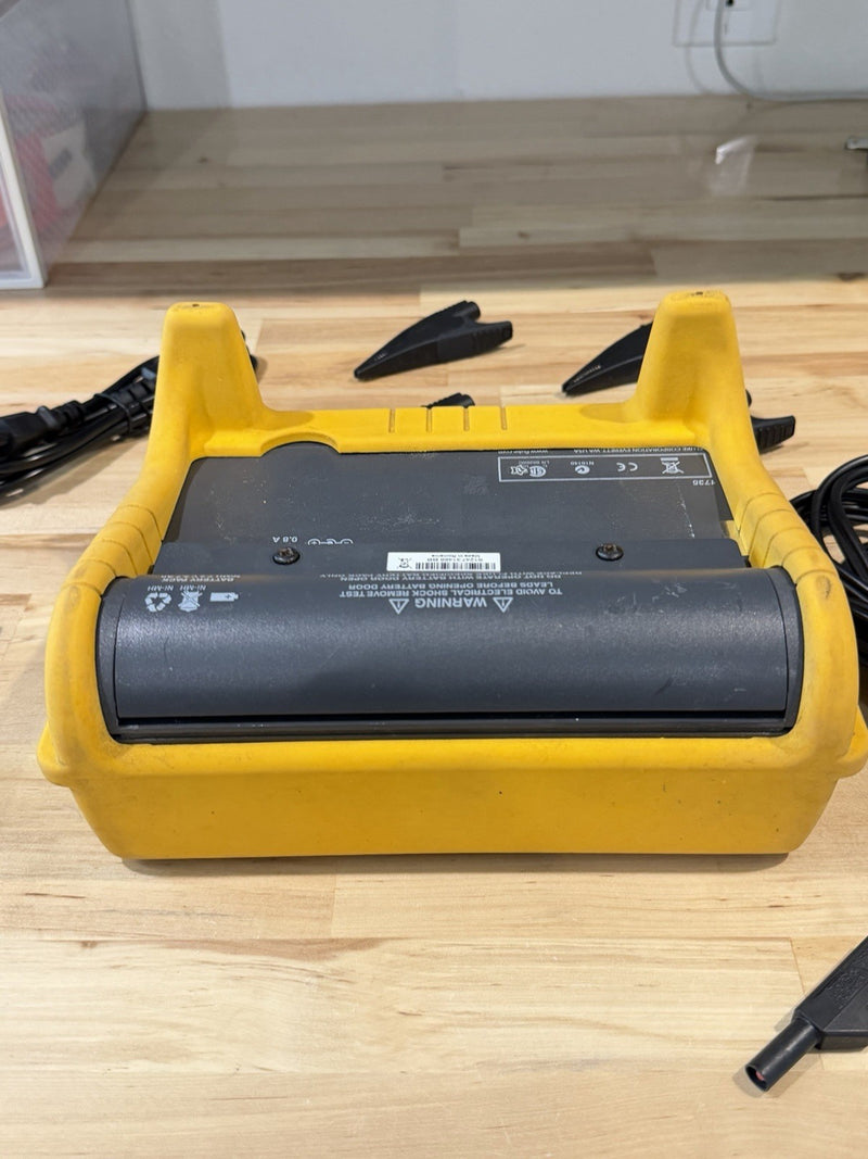 FLUKE 1735 THREE-PHASE POWER LOGGER WITH PROBES & CHARGER TESTED