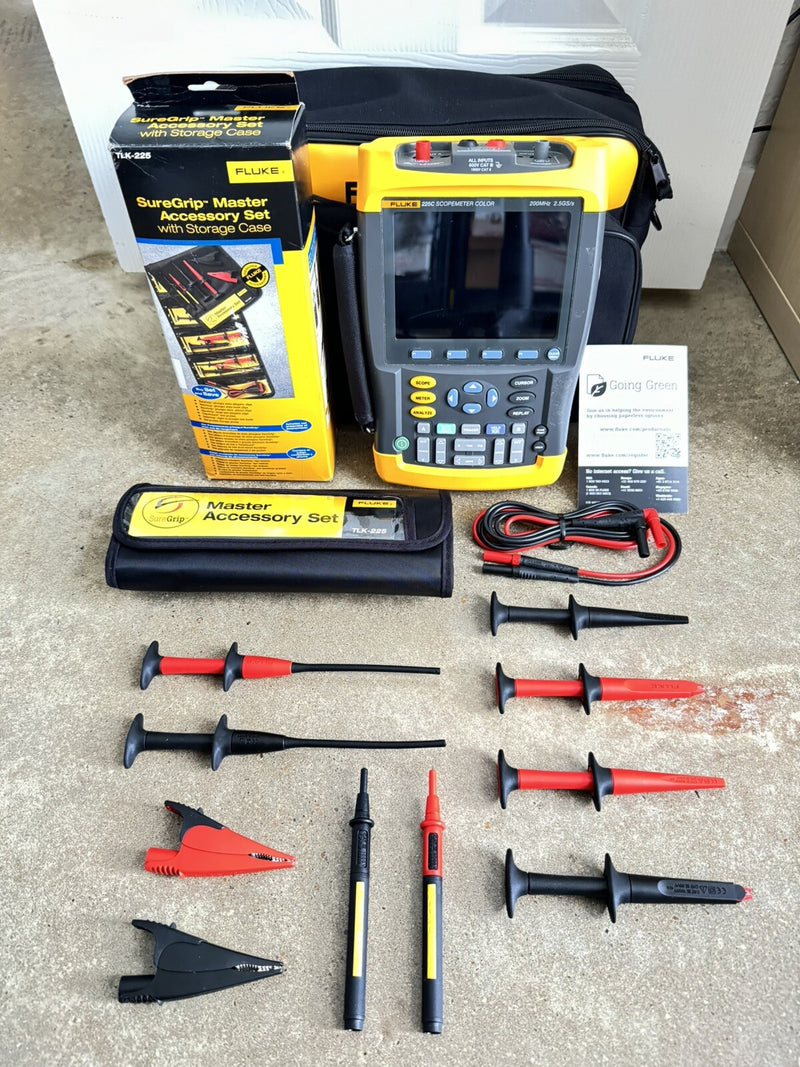 FLUKE 225C SCOPE METER OSCILLOSCOPE WITH TLK225 LEAD KIT