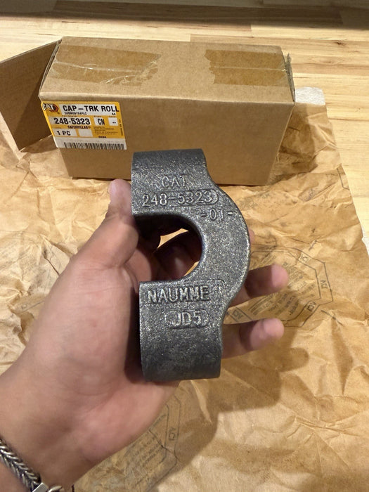 CAT 248-5323 CAP TRACK ROLLER (NEW FACTORY SEALED) GENUINE OEM