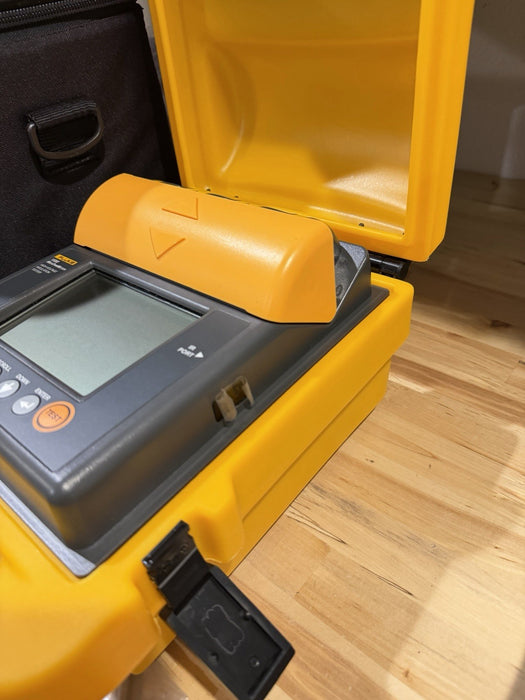 FLUKE 1550 MEGOHMMETER HIGH VOLTAGE INSULATION TESTER (NEW) SHIPS FAST