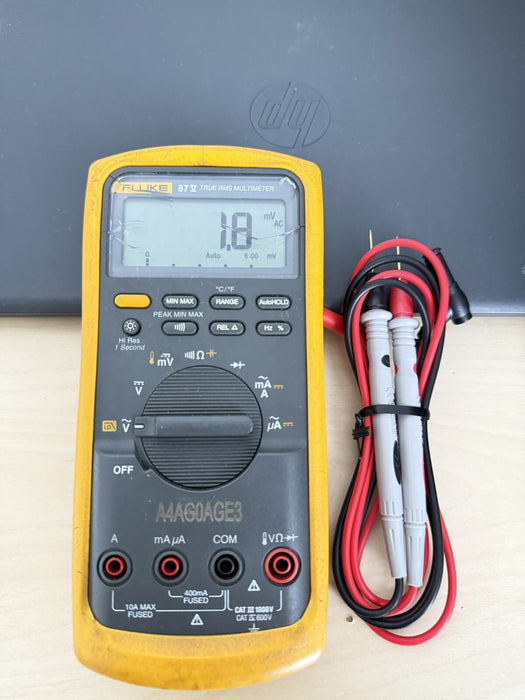 FLUKE 87V TRUE RMS MULTIMETER W /LEADS - SHIPS FAST