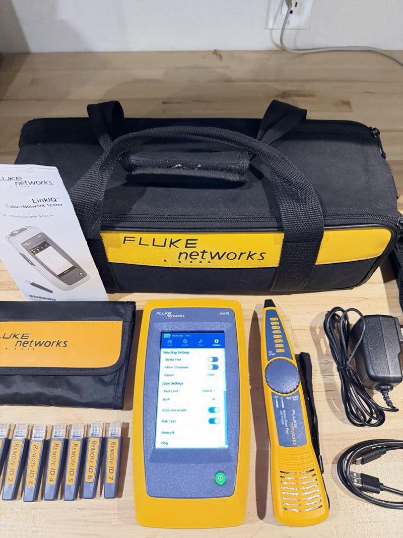 FLUKE NETWORKS LIQ-100 LINKIQ KIT CABLE & NETWORK TESTER W ACCESSORIES
