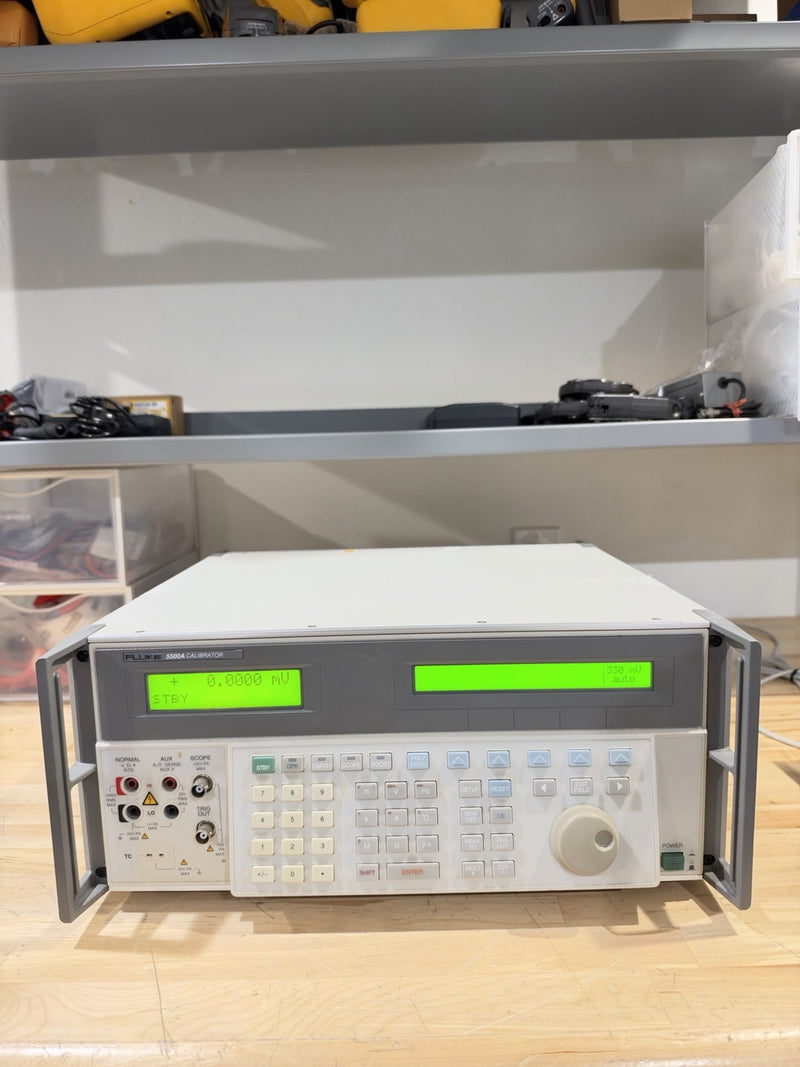 FLUKE 5500A MULTI-FUNCTION CALIBRATOR (TESTED) FREE SHIPPING