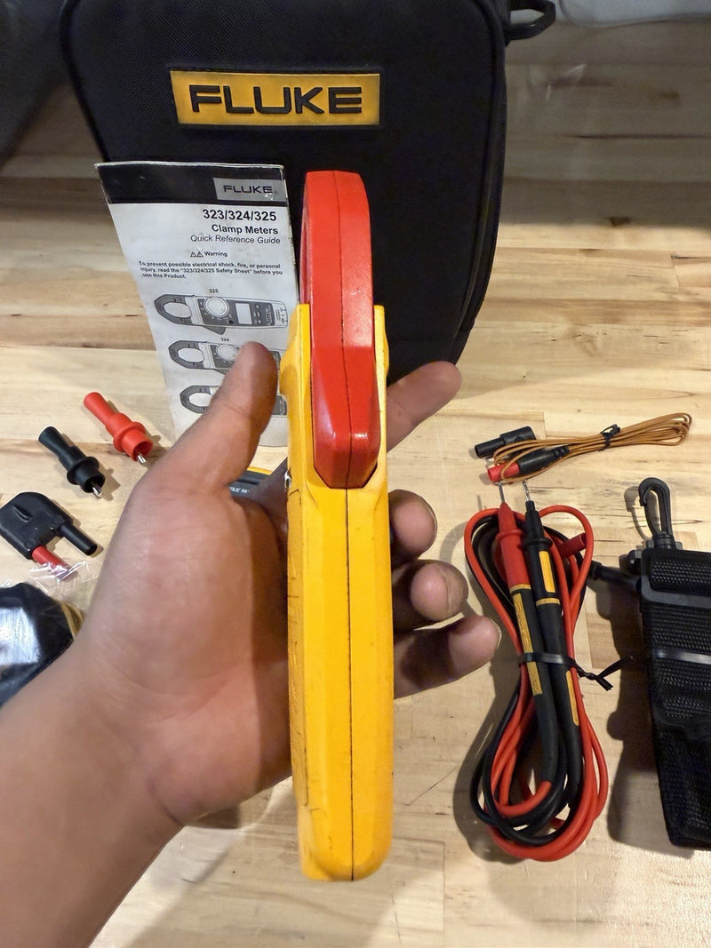FLUKE 116/323 HVAC MULTIMETER COMBO KIT WITH ACCESSORIES TESTED