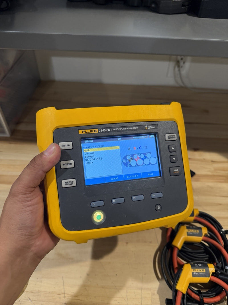 FLUKE 3540 FC 3-PHASE POWER MONITOR W/ ACCESSORIES (TESTED) FREE SHIPPING