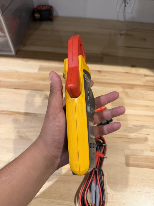 FLUKE 902 FC HVAC CLAMP METER TRUE RMS W LEADS & CLIPS
