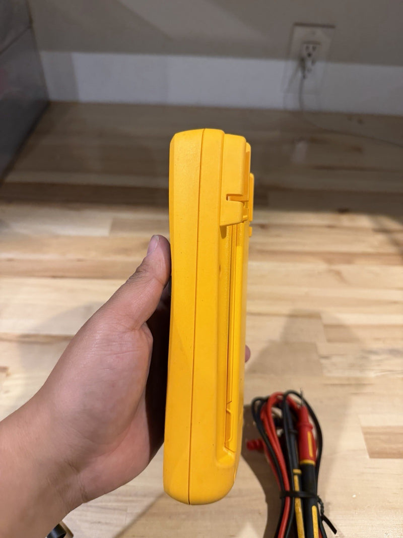 FLUKE CNX 3000 WIRELESS MULTIMETER WITH LEADS & CLIPS