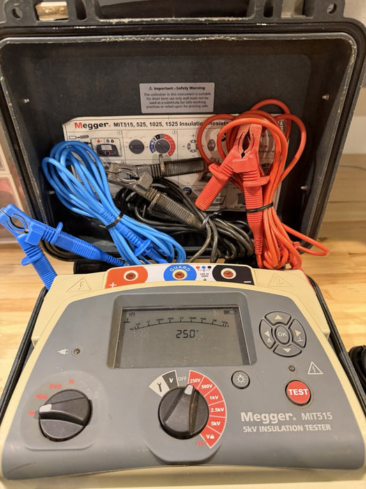 MEGGER MIT515 5KV INSULATION TESTER W/ LEADS & CHARGER (TESTED) FREE SHIPPING