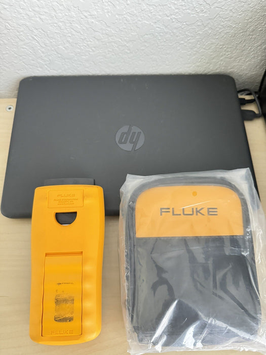 FLUKE HART SCIENTIFIC 1524 DUAL CHANNEL REFERENCE THERMOMETER