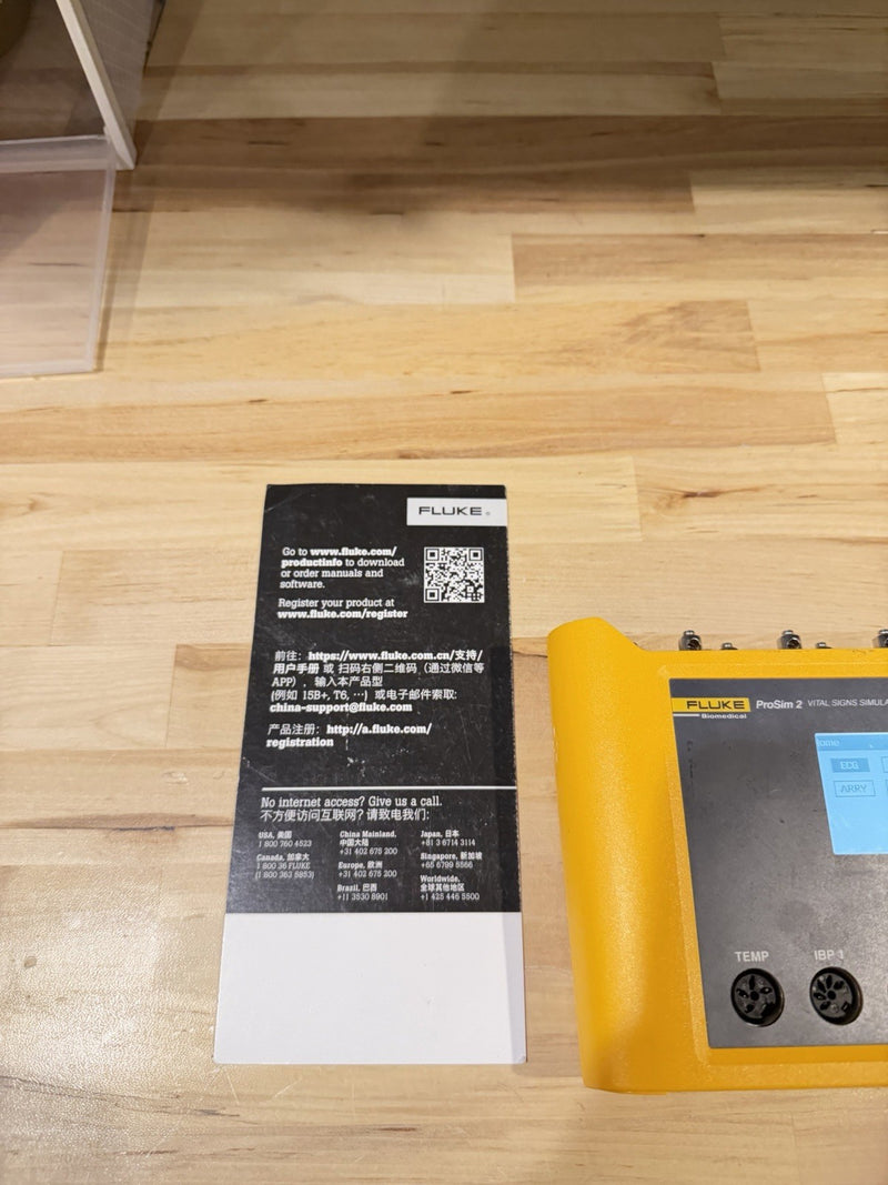 FLUKE BIOMEDICAL PROSIM 2 VITAL SIGNS SIMULATOR WITH CHARGER TESTED