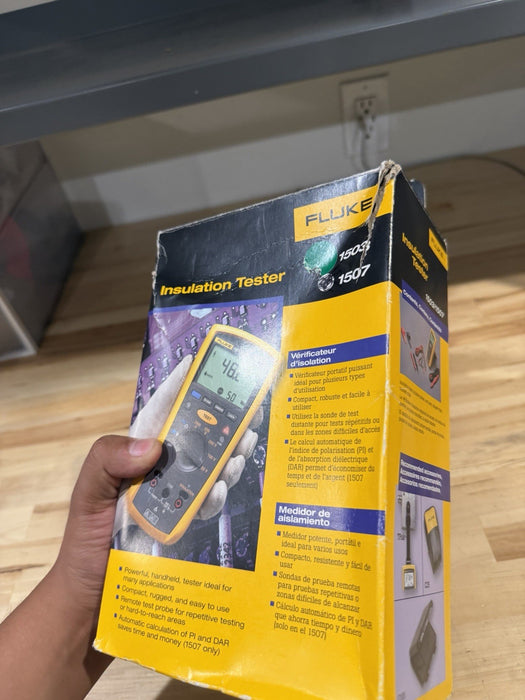 FLUKE 1503 INSULATION TESTER (NEW FACTORY SEALED) W ACCESSORIES - NEW