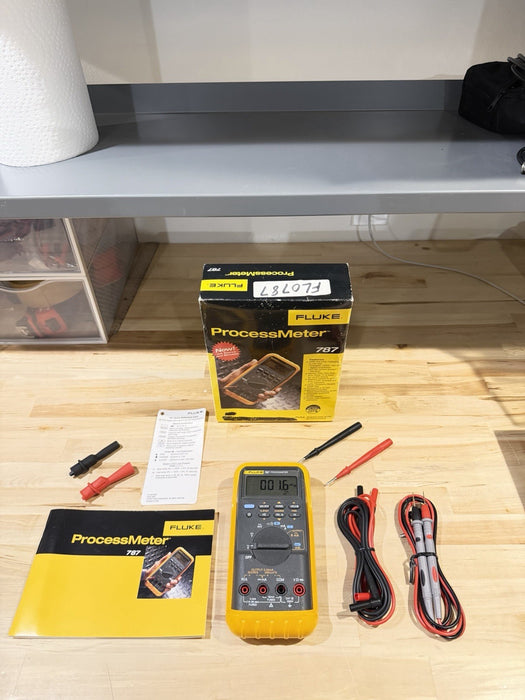 FLUKE 787 PROCESSMETER (NEW FACTORY SEALED) SHIPS FAST - FREE SHIPPING (RARE)
