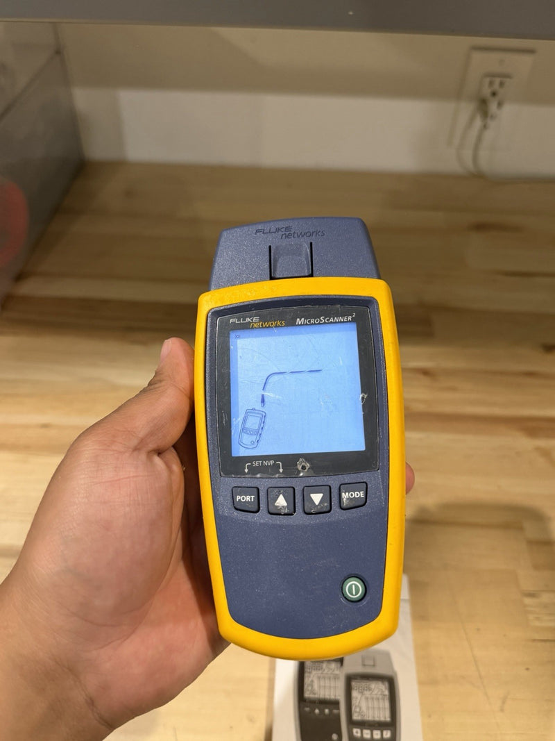 FLUKE NETWORKS MICROSCANNER 2 CABLE VERIFIER TESTED