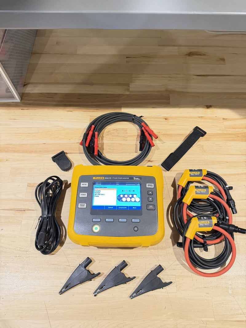 FLUKE 3540 FC 3-PHASE POWER MONITOR W/ ACCESSORIES (TESTED) FREE SHIPPING
