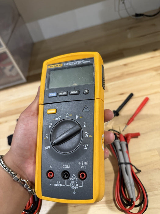 FLUKE 233 REMOTE DISPLAY AUTOMOTIVE DIGITAL  MULTIMETER (TESTED) FREE SHIPPING