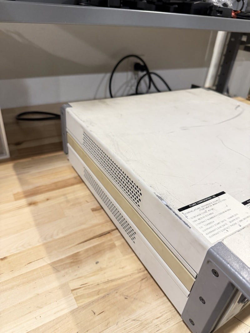 FLUKE 9640A RF REFERENCE SOURCE (PARTS ONLY) F DOESN’T TURN ON- SHIPS FAST