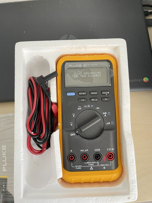 Fluke 83 Digital Multimeter Series W/ Probes, & OEM Box (NEW )