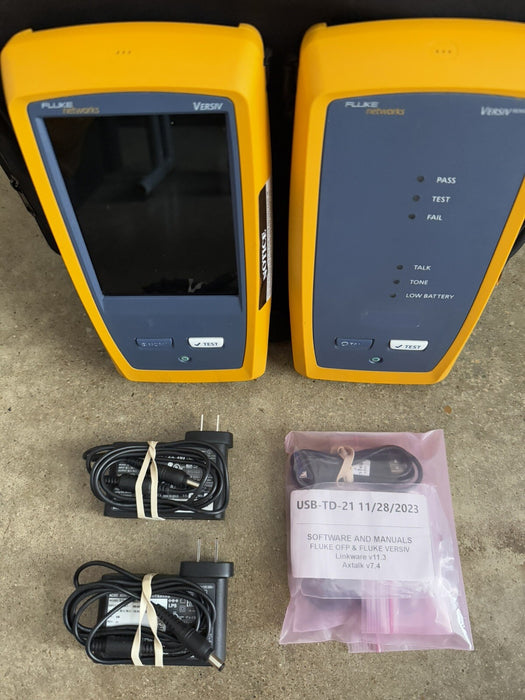 FLUKE NETWORKS VERSIV MAINFRAME & REMOTE WITH BAG & ACCESSORIES