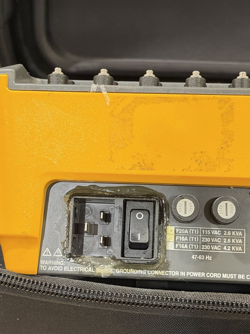 FLUKE ESA620 BIOMEDICAL ELECTRICAL SAFETY ANALYZER WITH CASE & CHARGER