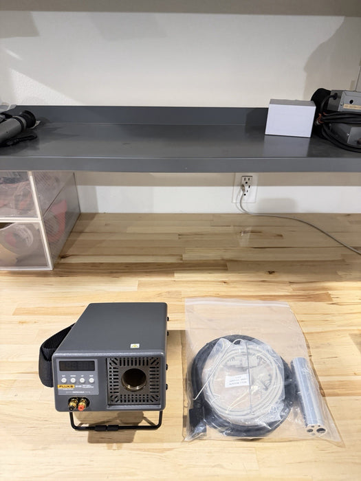 FLUKE 9140-C-156 DRY-WELL CALIBRATOR TESTED