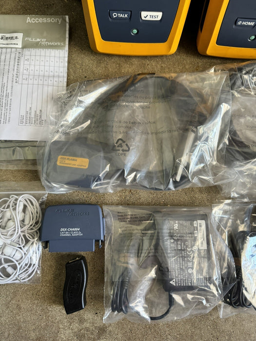 FLUKE NETWORKS DSX2-8000 CABLE CERTIFIER TETSER KIT TESTED