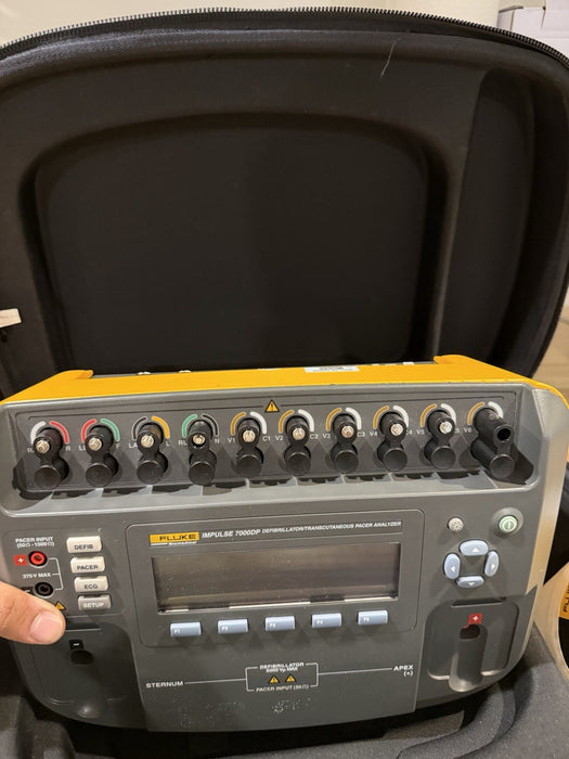 FLUKE IMPULSE 7000DP ANALYZER W/ LEADS & CHARGER (FREE SHIPPING) TESTED