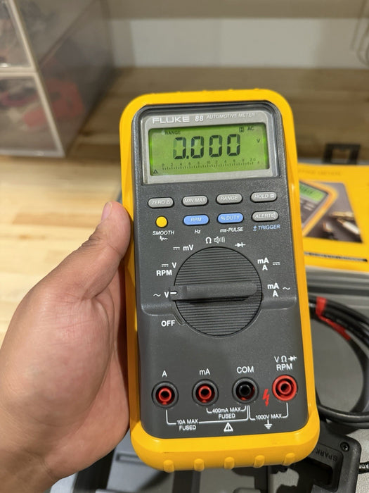FLUKE 88 AUTOMOTIVE METER SCREEN IS DIM FOR PARTS