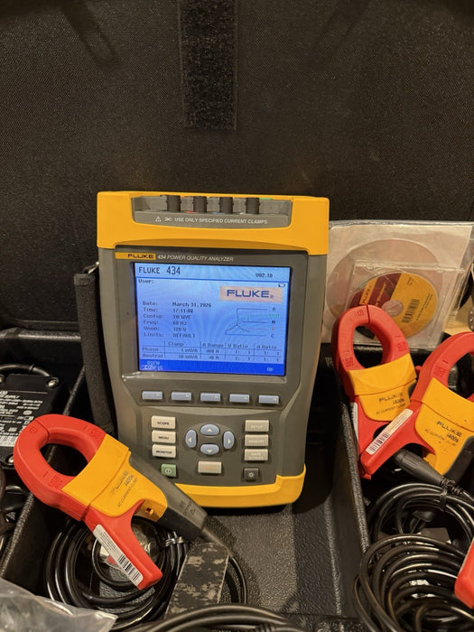 FLUKE 434 SERIES POWER QUALITY ANALYZER KIT W/ACCESSORIES - SHIPS FREE (TESTED)