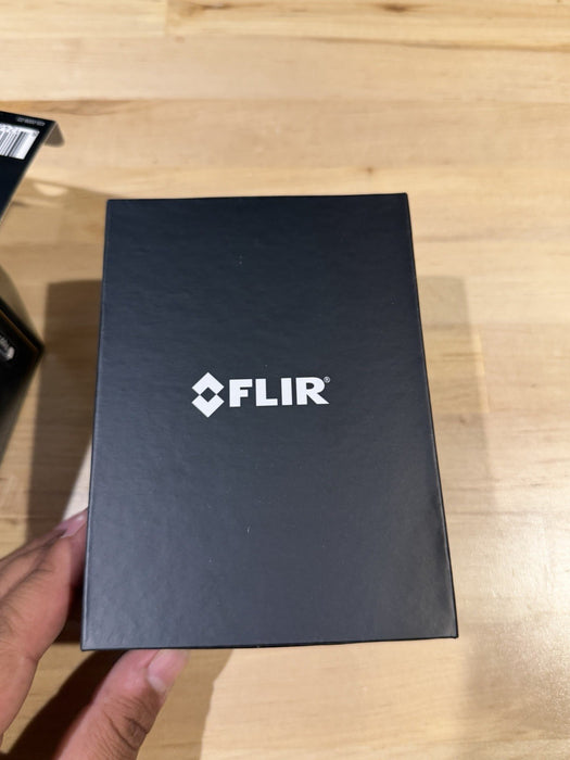 FLIR ONE PRO IOS LIGHTNING THERMAL IMAGING CAMERA (NEW FACTORY SEALED) MFD-2025