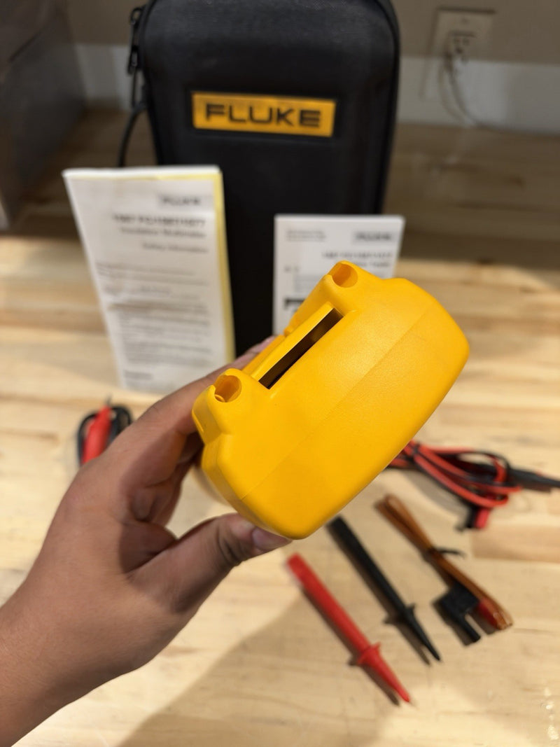 FLUKE 1587 FC 2 IN 1 HANDHELD DIGITAL INSULATION MULTIMETER W/ ACCESSORIES