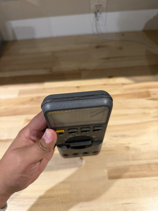 FLUKE 87V TRUE RMS MULTIMETER (PARTS ONLY) FOR PARTS - SHIPS FAST