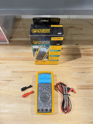 FLUKE 287 TRUE RMS ELECTRONIC LOGGING DIGITAL MULTIMETER WITH LEADS & CLIPS