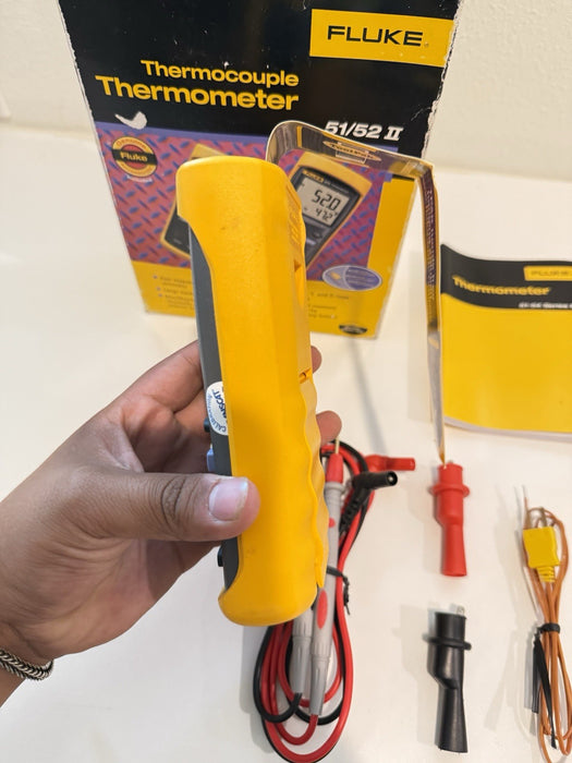 FLIKE 51 II THERMOCOUPLE THERMOMETER W / PROBE & LEADS (TESTED) SHIPS FAST