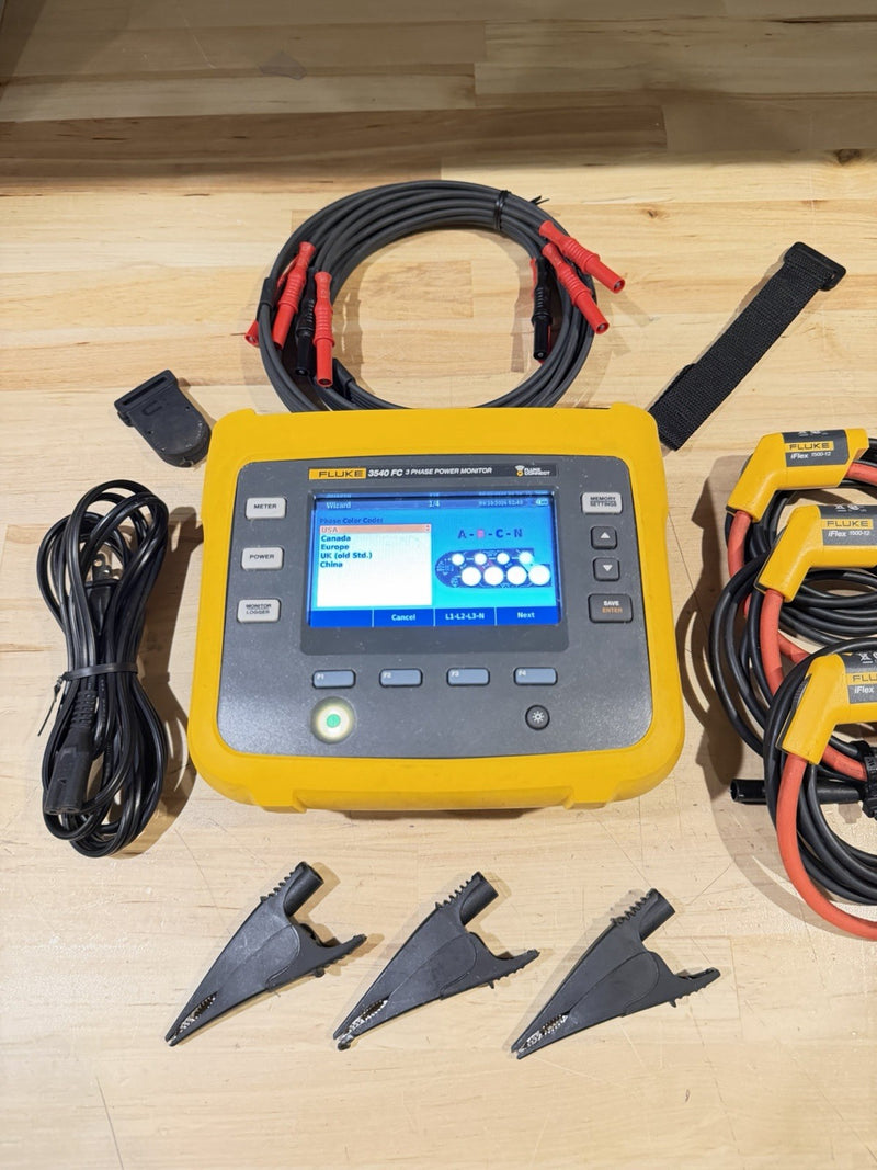 FLUKE 3540 FC 3-PHASE POWER MONITOR W/ ACCESSORIES (TESTED) FREE SHIPPING
