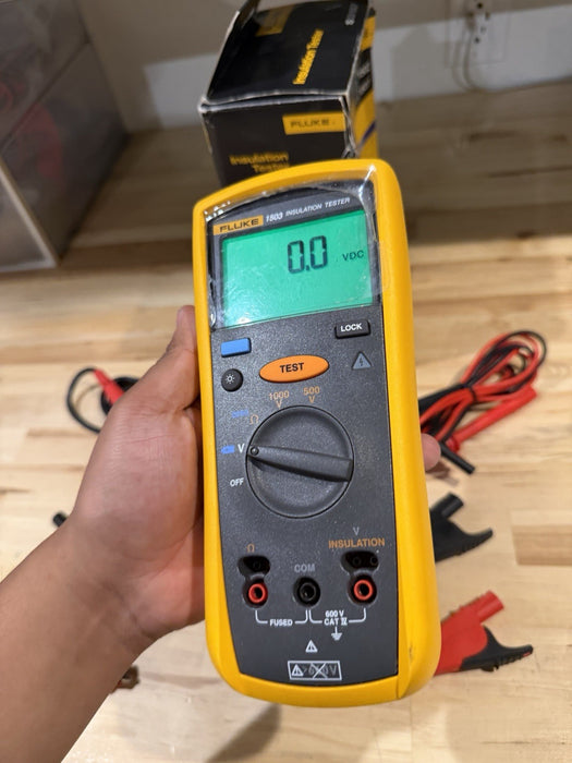 FLUKE 1503 INSULATION TESTER (NEW FACTORY SEALED) W ACCESSORIES - NEW