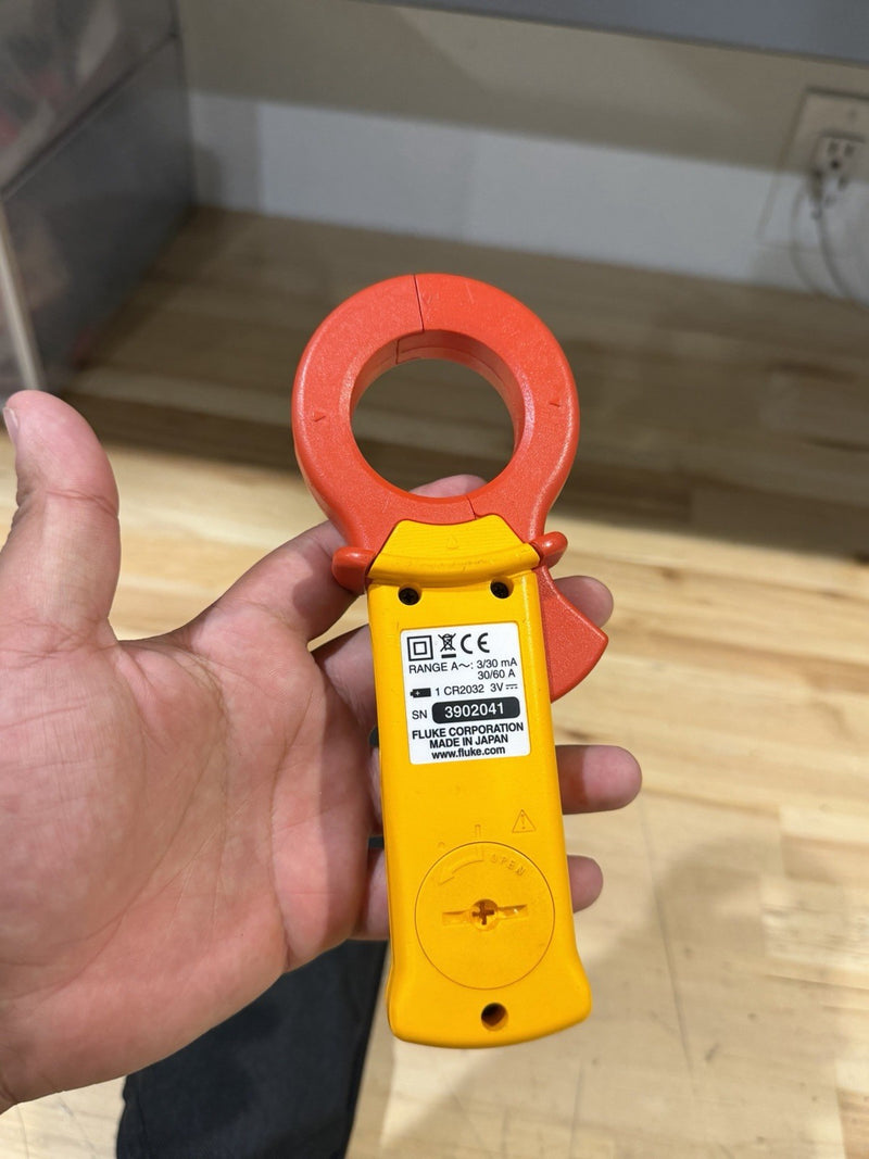 FLUKE 360 AC LEAKAGE CURRENT CLAMP METER (TESTED) FREE SHIPPING