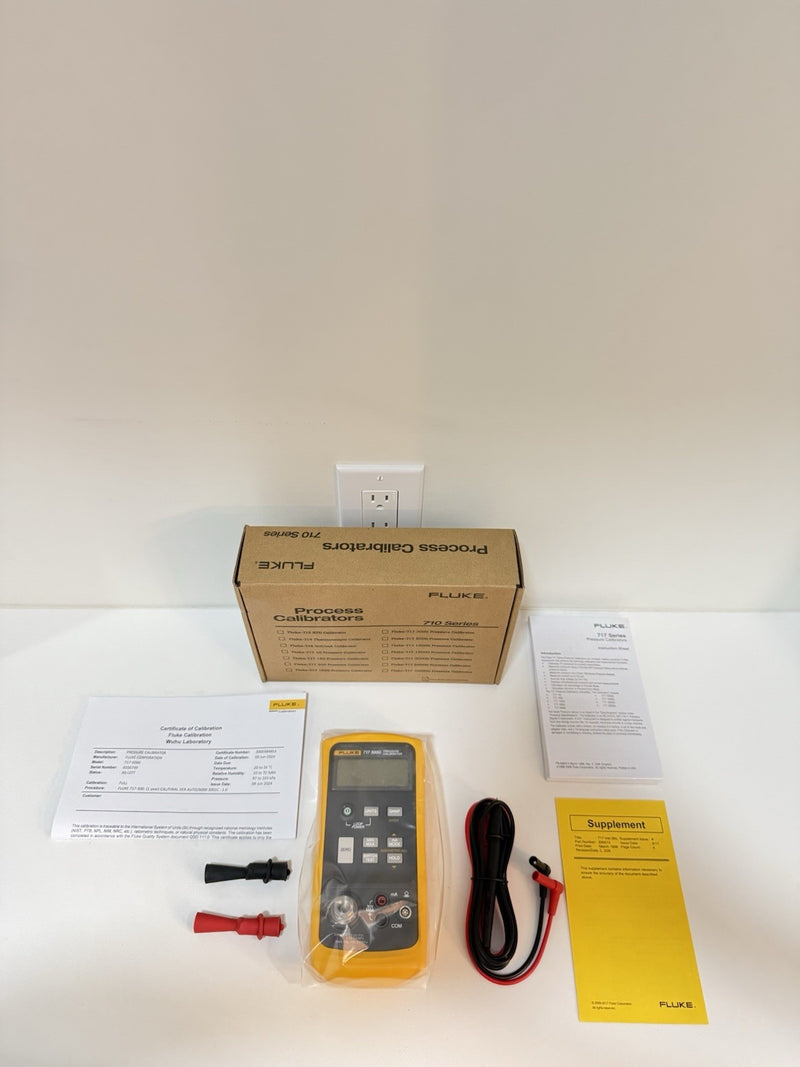 FLUKE 717 500G PRESSURE CALIBRATOR CALIBRATED 2024
