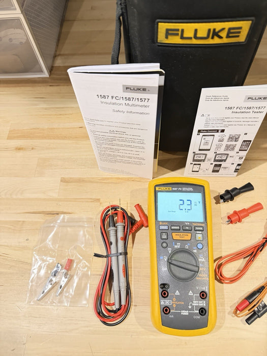 FLUKE 1587 FC 2 IN 1 HANDHELD DIGITAL INSULATION MULTIMETER WITH ACCESSORIES