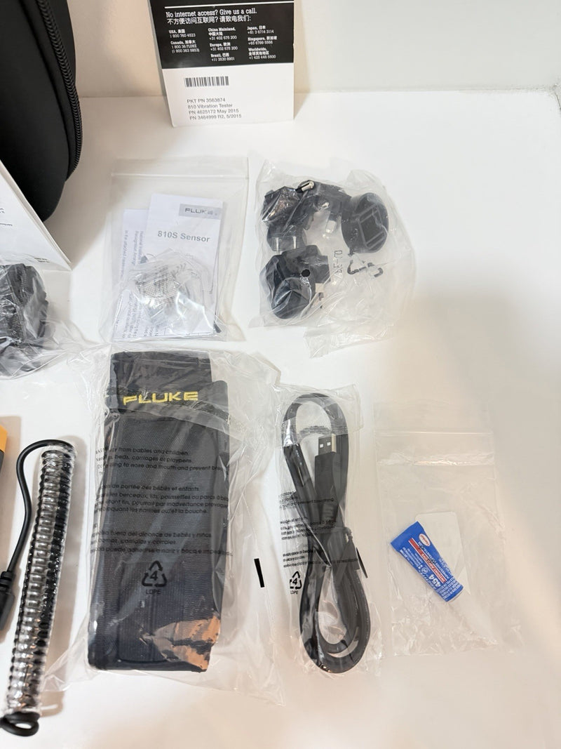 FLUKE 810 VIBRATION TESTER KIT & ACCESSORIES