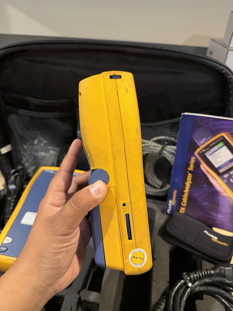 FLUKE NETWORKS DTX-1800 DTX CABLE ANALYZER KIT & PLA001 TESTED
