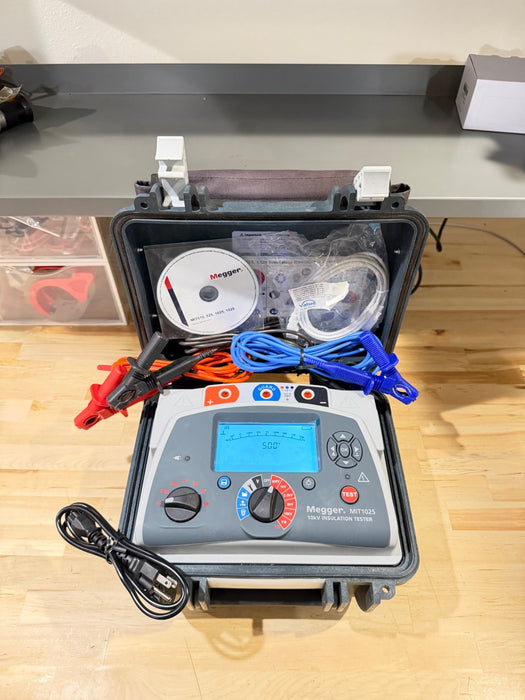 MEGGER MIT1025 10KV INSULATION TESTER WITH CHARGER & LEADS