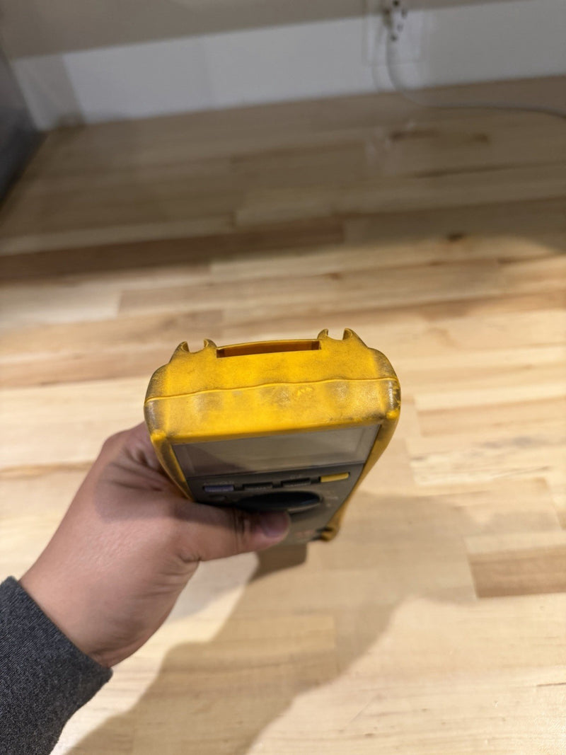 FLUKE 179 TRUE RMS MULTIMETER FOR PARTS
