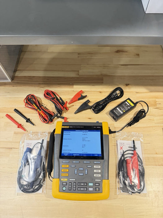 FLUKE 190M-2 MEDICAL SCOPEMETER SERIES III 2CH 200MHZ W/ ACCESSORIES (TESTED)