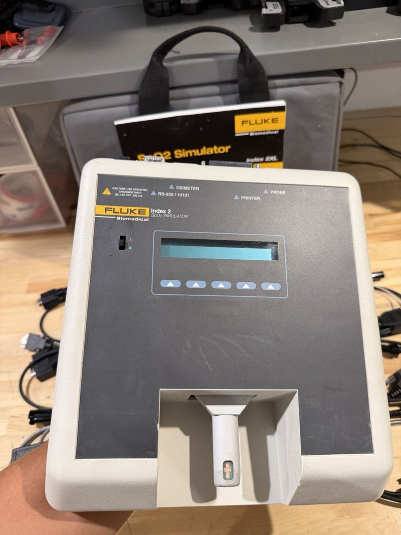 FLUKE INDEX 2 SPO2 SIMULATOR W/ ACCESSORIES (TESTED) SHIPS FREE