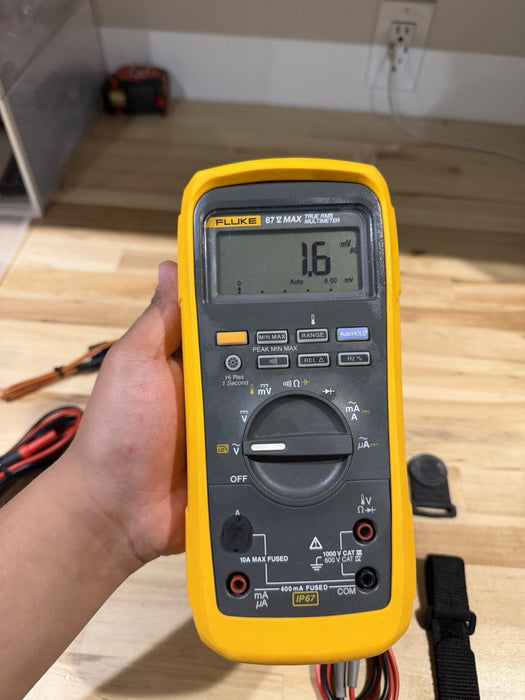 FLUKE 87V-MAX/E2 INDUSTRIAL COMBO KIT TESTED