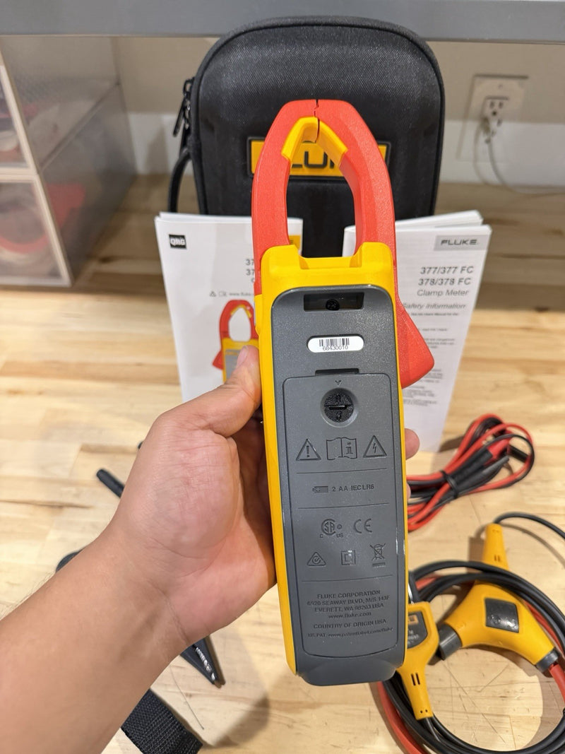FLUKE 377 FC NON-CONTACT VOLTAGE CLAMP METER SHIPS FAST