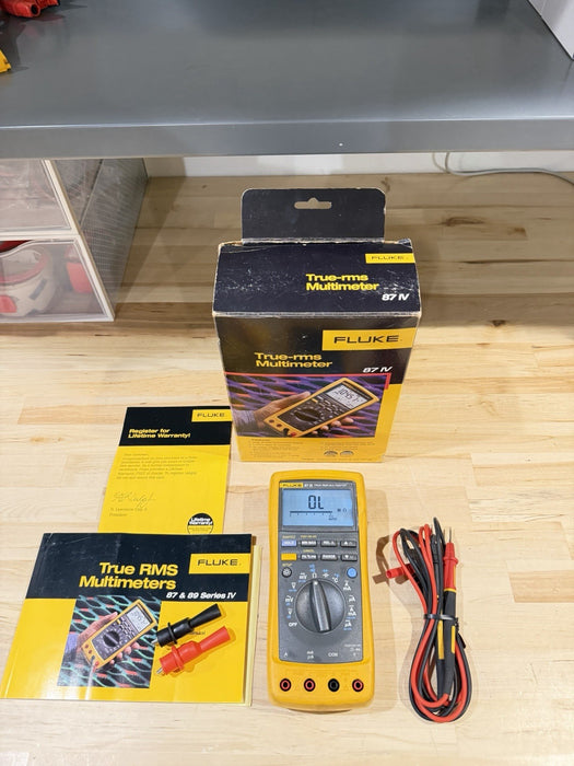 FLUKE 87 IV TRUE RMS MULTIMETER W/ LEADS & CLIPS (TESTED) SHIPS FAST