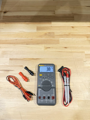 FLUKE 87V TRUE RMS MULTIMETER W/ LEADS (TESTED) SHIPS FAST